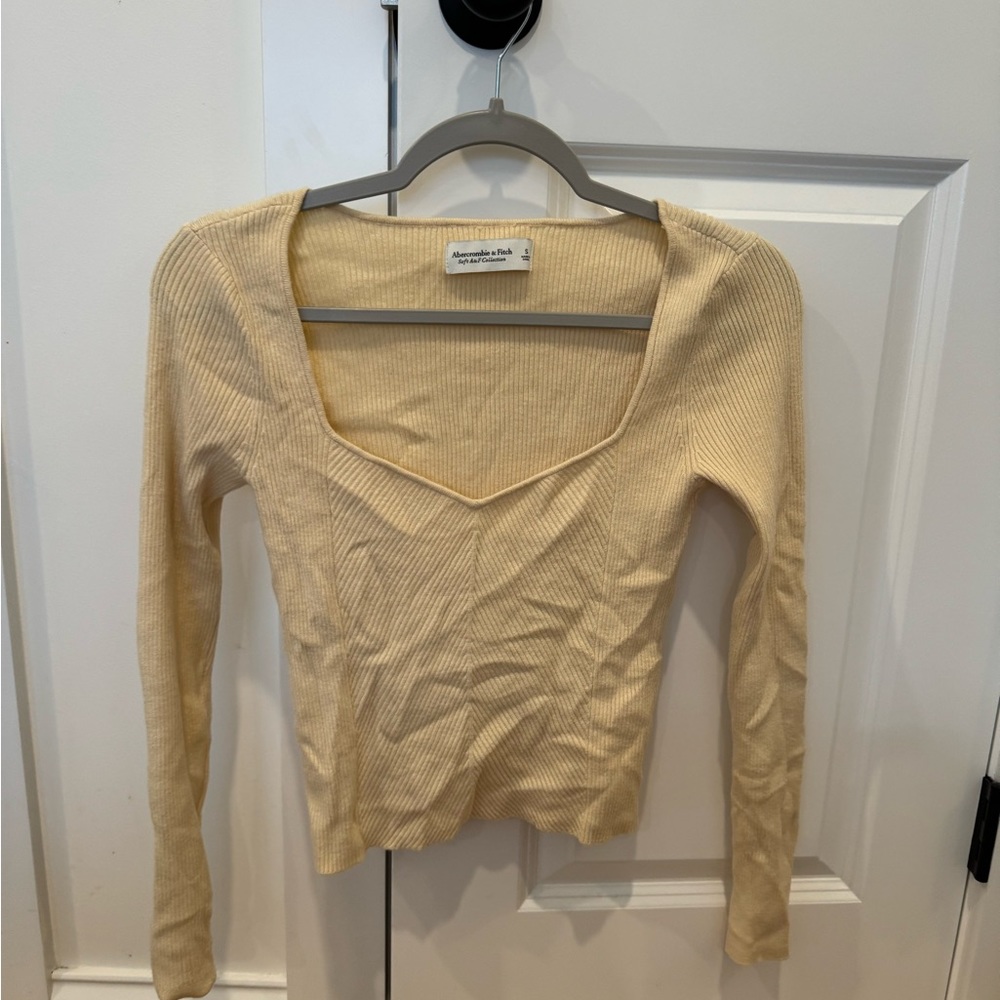 Abercrombie super soft sweater